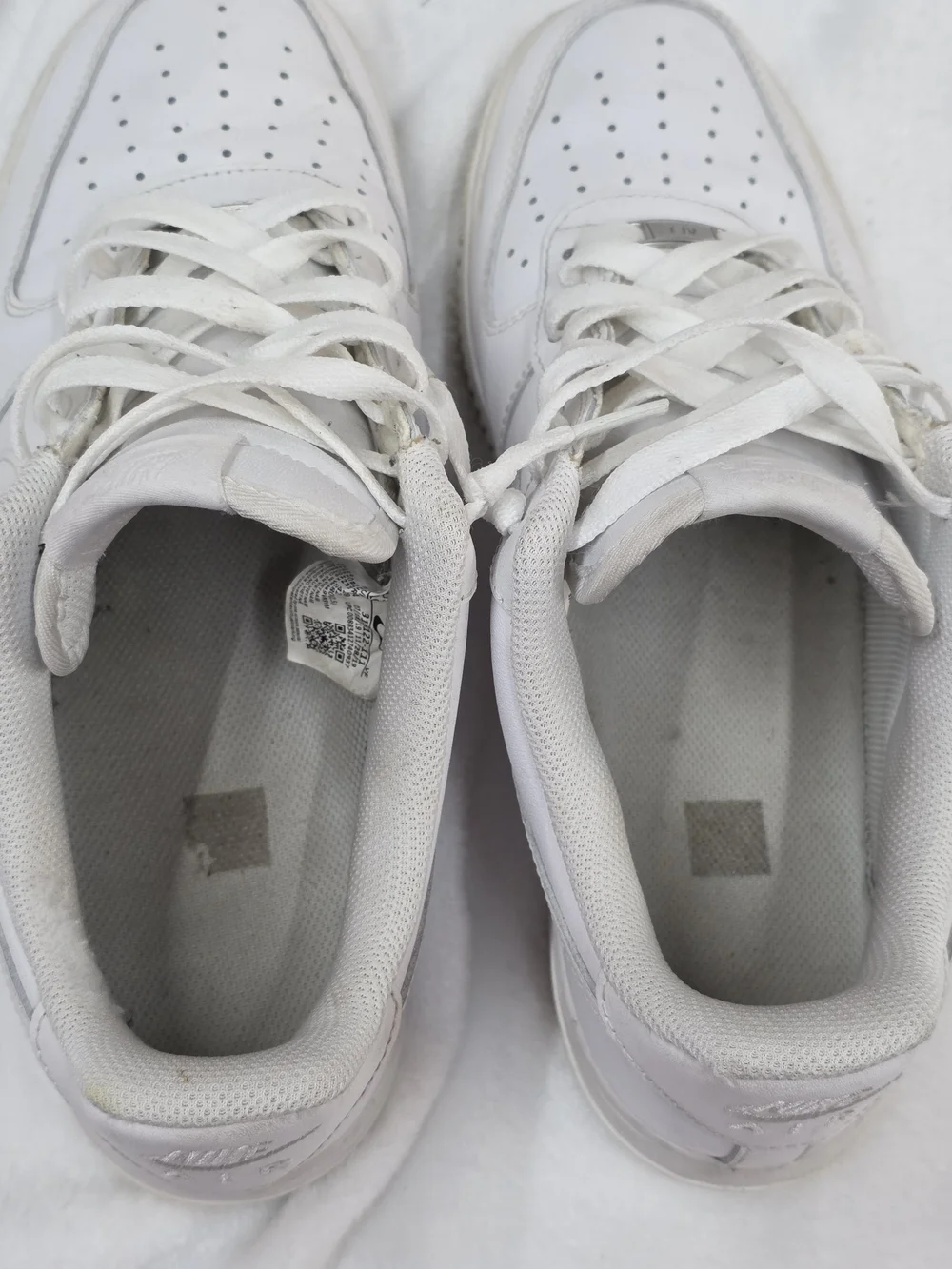 Mens Nike Air Force 1 '07 Low Top White Sneakers
